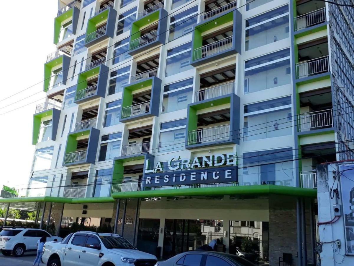 Stunning New Condo In Exclusive La Grande Resort アンヘレス エクステリア 写真